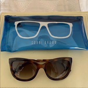 Bobbi Brown “The Stella” Sunglasses